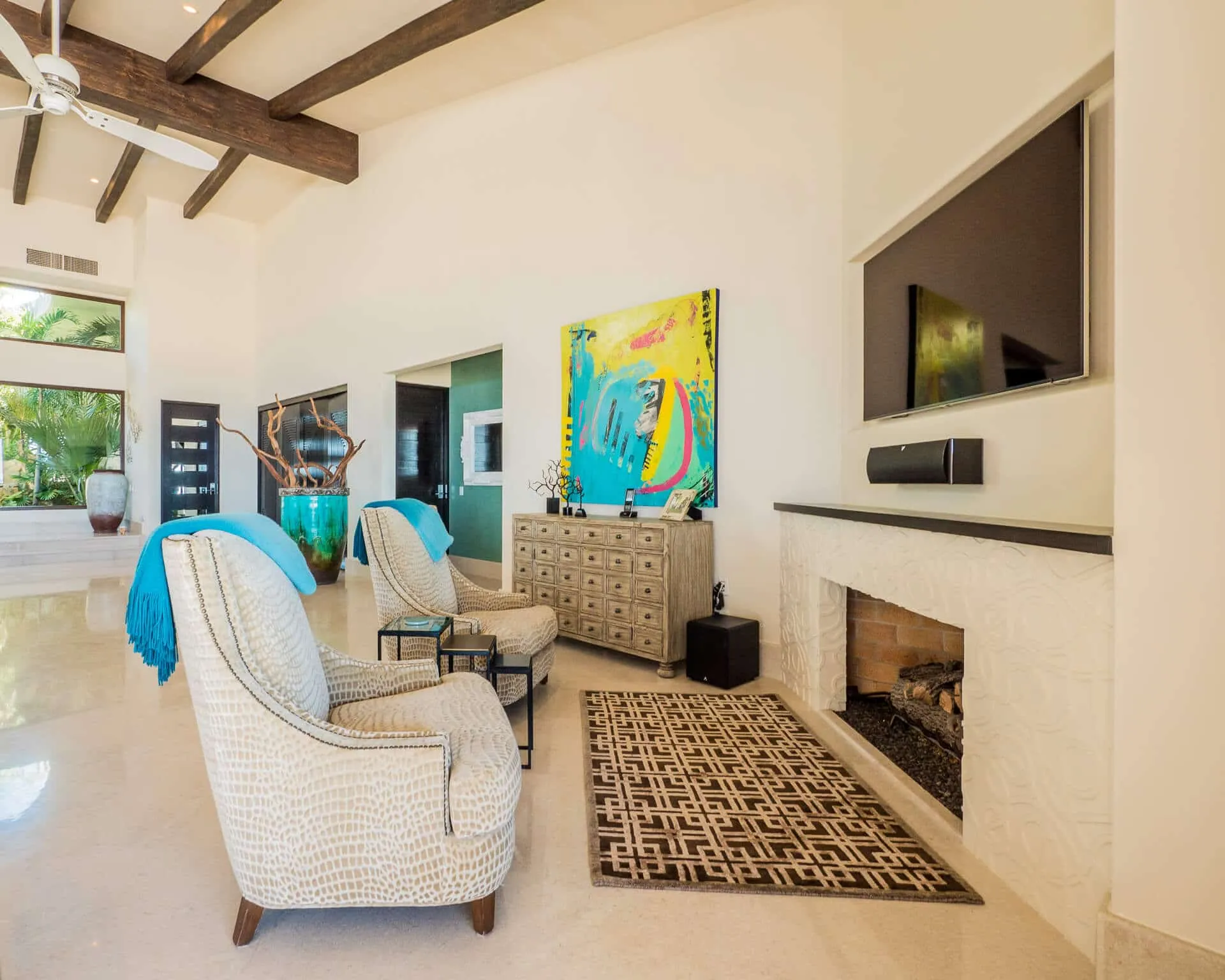 Beach Estate - livingroom