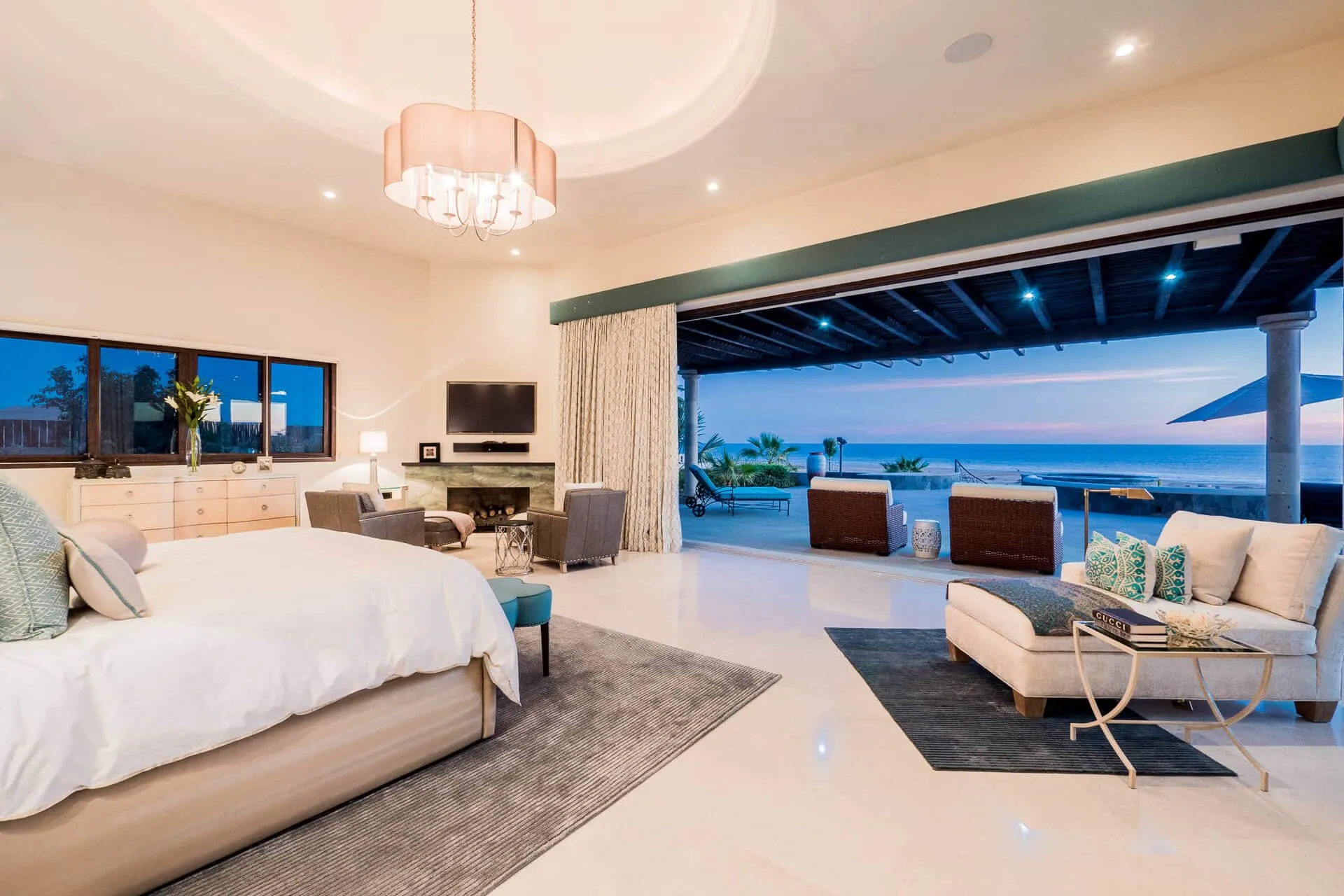 Beach Estate - master