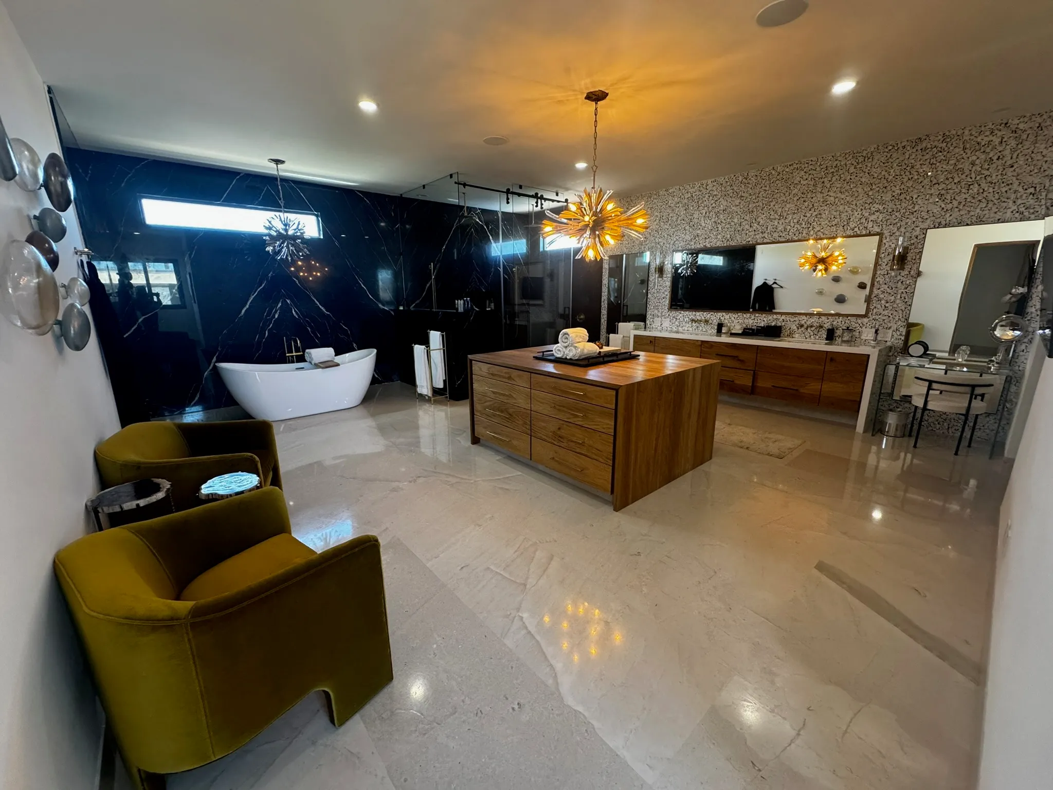 Beach Estate - be47 ocean view master bathroom